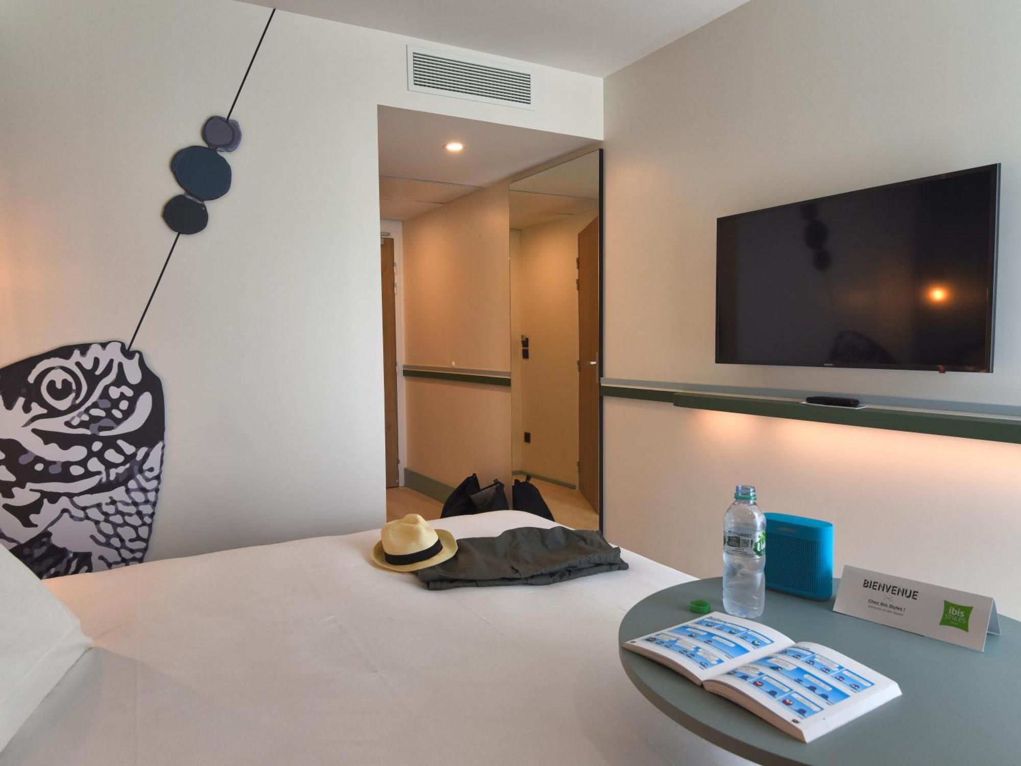 Ibis Styles Arcachon Gujan Mestras Bagian luar foto